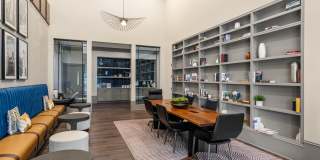 Park & Market Gallery 16