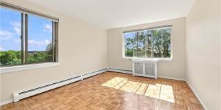 1000 East Avenue Gallery 13