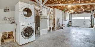Spacious Westlake Home Gallery 26