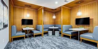 District West Gallery 15