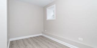 1840 N Saint Louis Avenue Gallery 22