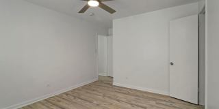 2735 N 73rd Court Gallery 14
