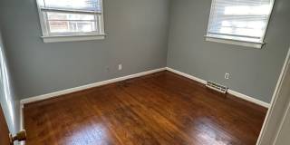 3 bedroom house in Fulton Hill! Laundry, Central HVAC All electric, big fenced yard, hardwoods Gallery 23