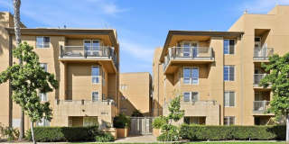 5831 Seawalk Dr Gallery 1