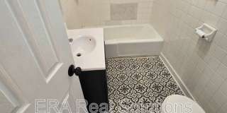 285 S Gift St Gallery 22