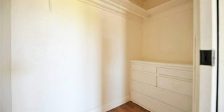 1951 Chestnut St. Gallery 8