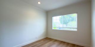 Resort Style 3Bed/3Bath in Northridge! Gallery 18