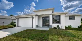 Brand-New Construction in Port Charlotte! Gallery 1