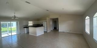 3 bedroom 2 bathroom single family home Gallery 3