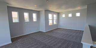 5 bed 3.5 bath home in the Meadows Gallery 11