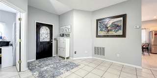 501 SUMMER PLACE Loop Gallery 4