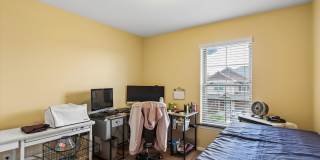 $1,950 | 3 Bedroom, 2.5 Bathroom Town Home | Pets Allowed | Available for August 1st Move-In! Gallery 16