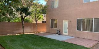 Peccole Ranch 4 Bedroom Home- LOCATION !!!! Gallery 20