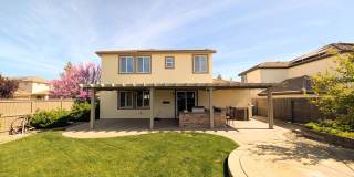 BEAUTIFUL SINGLE-FAMILY HOME IN BLACKSTONE IN EDH! Gallery 45