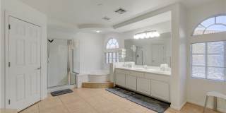 1721 Sweet Pea Avenue Gallery 21