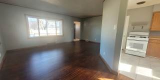 4 Bedroom, 2 Bathroom Home with Garage! Gallery 1