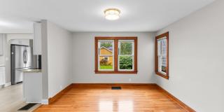 Charming 3-Bed Dutch Colonial with Modern Updates & Massive Yard – Minutes from German Village! Gallery 6