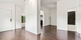 2 Bed, 1 bath Available! Gallery 11