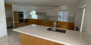 3406 NE 168th St Gallery 6