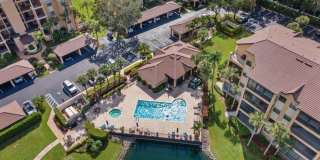 ** THE VINEYARDS SEASONAL ** 2 BED PLUS A DEN\2 BATH 2ND FLOOR COACH HOME READY FOR YOU ** VACATION READY HOME ** Gallery 7