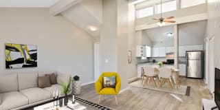 Cedar Ridge Apartments and Townhomes Gallery 1