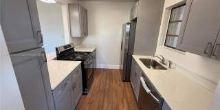 1430 NW 176th Ter Gallery 6