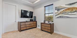 1077 Faulkner Terrace Gallery 26