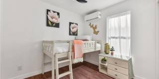 913 Estelle Ave Gallery 23