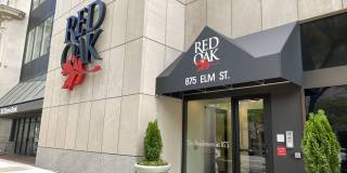 Red Oak at 875 Elm Street Gallery 4