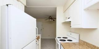 Charming 1BR/1BA Condo in Cardinal Forest, Springfield! Rent Includes Gas, Water, Sewer & Trash Gallery 5
