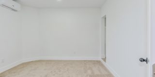 745 KENYON Street NW Gallery 21