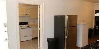 303 King Street Gallery 18