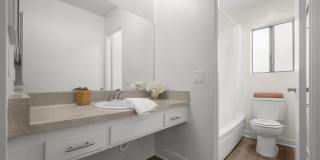 Sunset Square Gallery 52