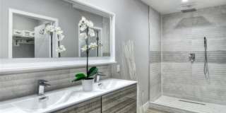 Private 3 Bed / 3 Bath Home with Incredible Outdoor Space Gallery 14