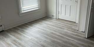 568 Danbury Road unit: White House, 1St Floor, S Gallery 1