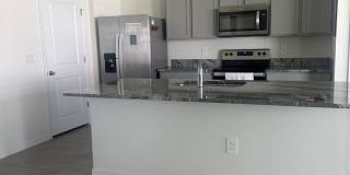 Gorgeous 3-Bedroom, 2-Bathroom Townhouse in Bradenton Gallery 10