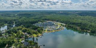 Rare Lake Murray rental located in Lexington! Fully Furnished 6 month lease Gallery 41