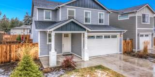 Spacious 3 Bedroom Home, Great Southeast Bend Neighborhood! Furnished Monthly Rental Gallery 1