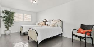 3737 Crayton Rd Gallery 23