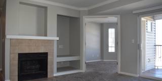 Spacious 2 bed + bonus room / Littleton Condo, Wonderful Location Gallery 1