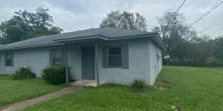 Duplex In Lake Jackson Gallery 1