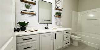 10341 LAKE DISTRICT Lane Gallery 14