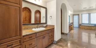 6730 E. Sunnyvale Rd Paradise Valley, AZ 85253 6730 E. Sunnyvale Rd Paradise Valley, AZ 85253 Gallery 18