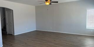 4 beds, 2.5 baths, 1,741 sqft Gallery 7