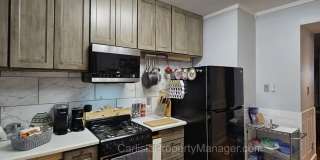 Fully Furnished Downtown Carlisle Townhouse with Fenced Yard and Off Street Parking Gallery 16