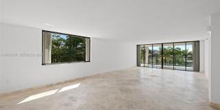 2575 S Bayshore Dr Gallery 8