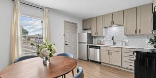 The Village on West Seminary Gallery 10