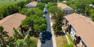 Emerald Pointe Apartments Gallery 15