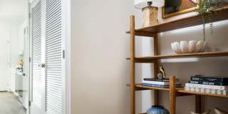 Reynard Gallery 12