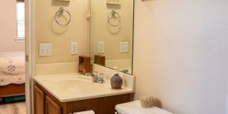Fully Furnished South Austin Home - Riverside Meadows Gallery 11